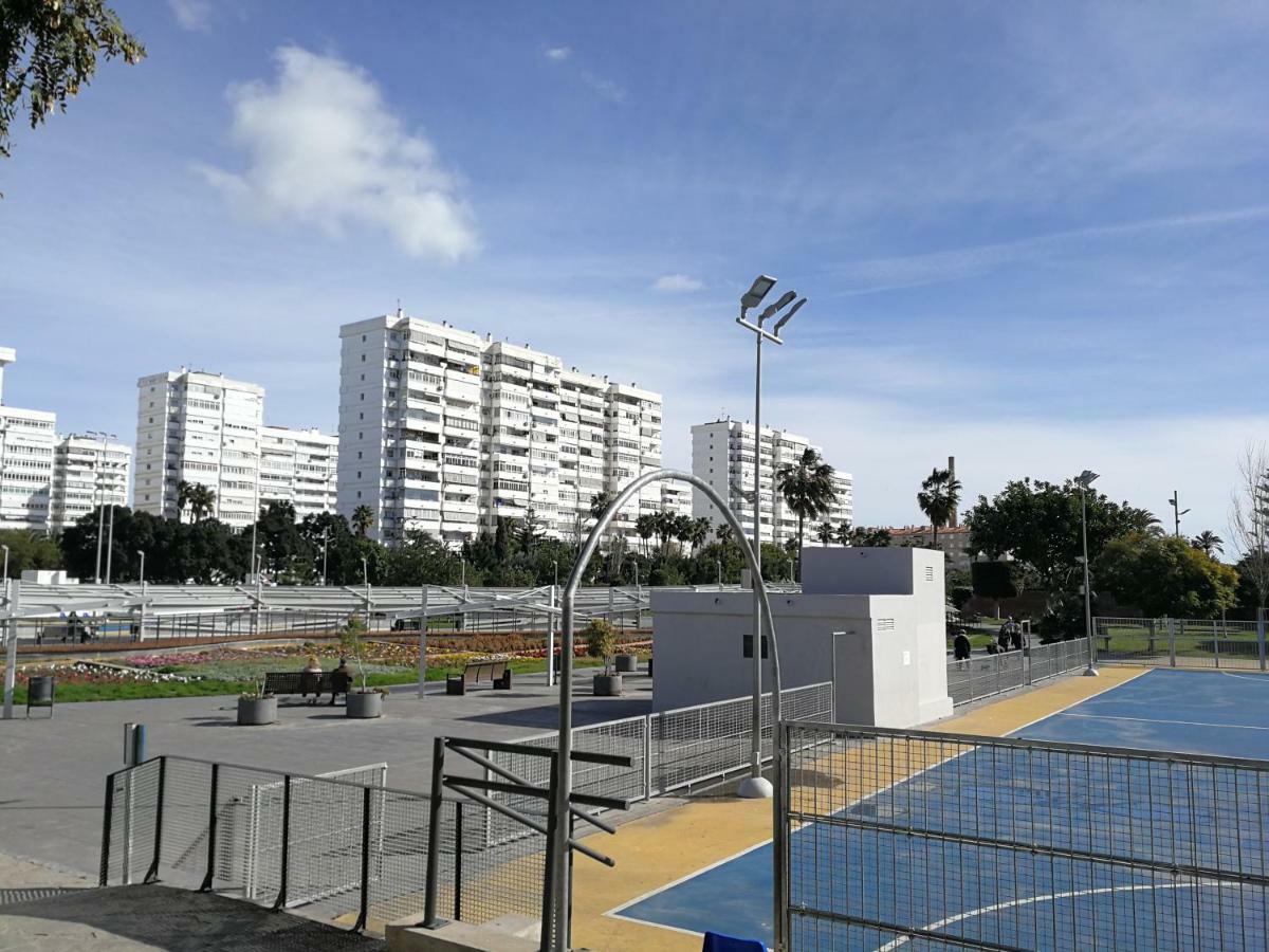 Japan Beach Parque Del Oeste 말라가 외부 사진